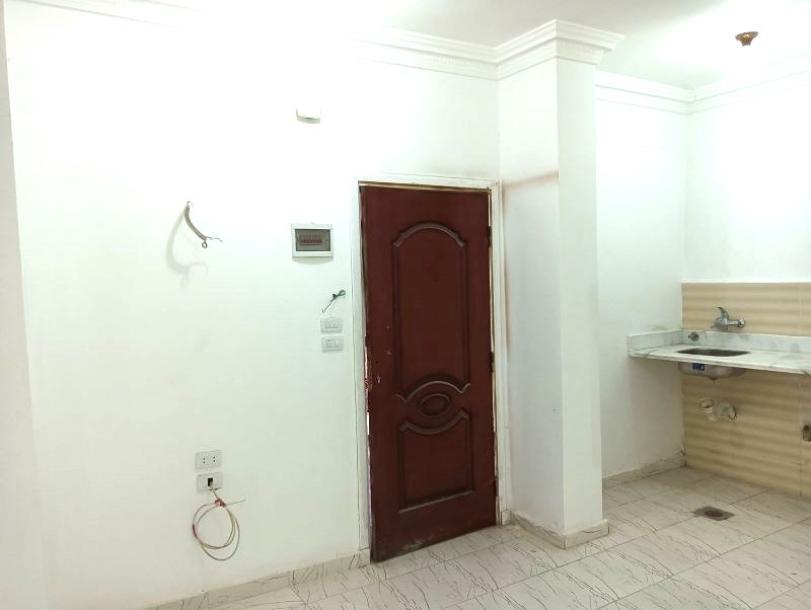 1-Zimmer-Wohnung im beliebten El Hadoba Viertel-8