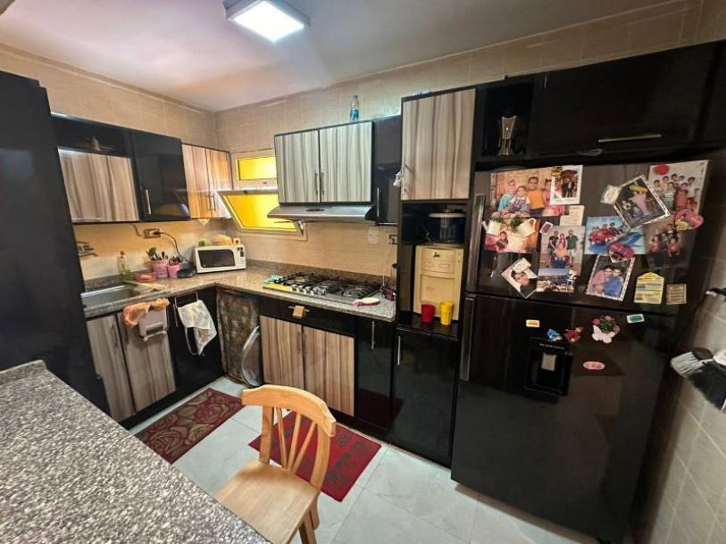 Helle, gemütliche zweistöckige Villa mit Terrasse und Garten im Gebiet Mubarak 2-1