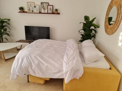 Exklusiv: 1-Zimmer-Wohnung mit großer privater Terrasse in El Gouna