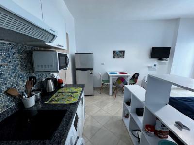 Studio mit großem Balkon und Meerblick in der Wohnanlage Diamond