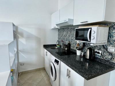 Studio mit großem Balkon und Meerblick in der Wohnanlage Diamond