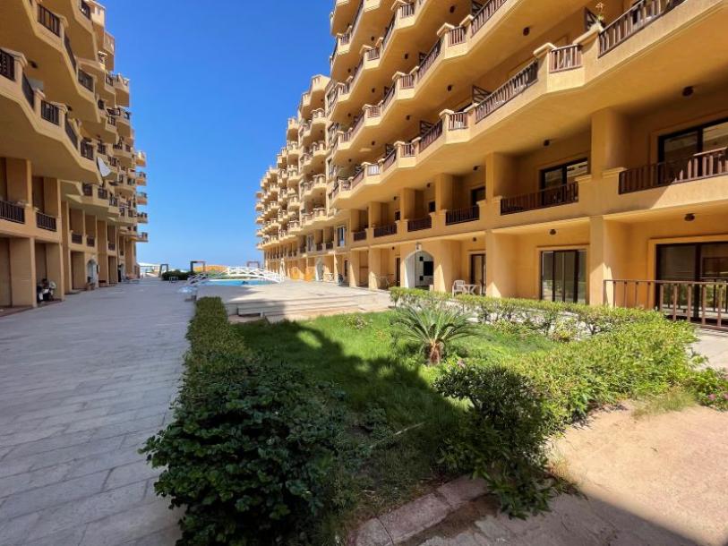 Nagelneue 2-Zimmer-Wohnung in grüner Oase mit privatem Strand-10