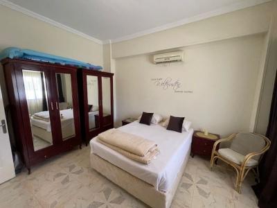 Geräumige Wohnung mit 2 Schlafzimmern im Bezirk Mubarak 7 im perfekten Zustand