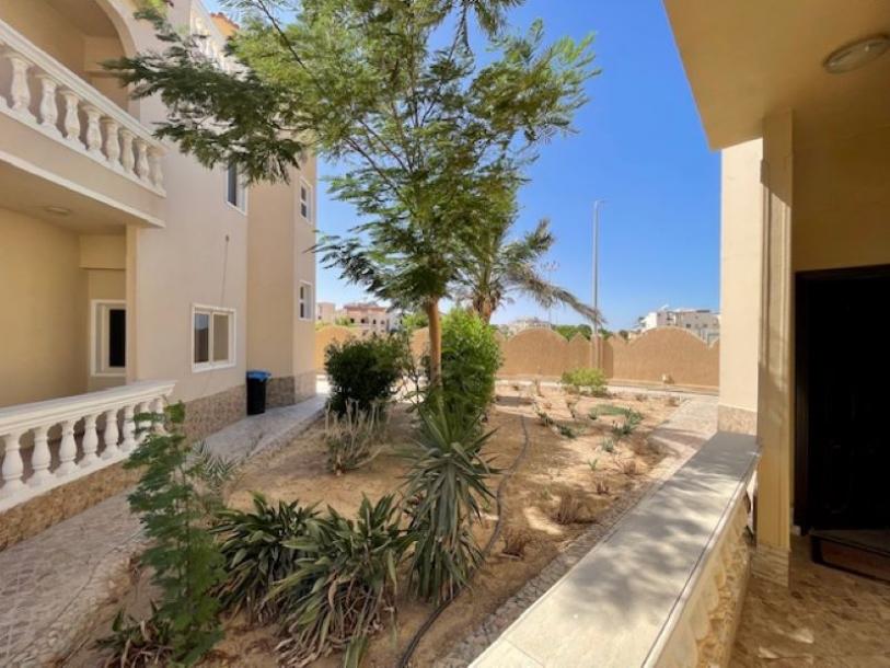 Geräumige Wohnung mit 2 Schlafzimmern im Bezirk Mubarak 7 im perfekten Zustand-10