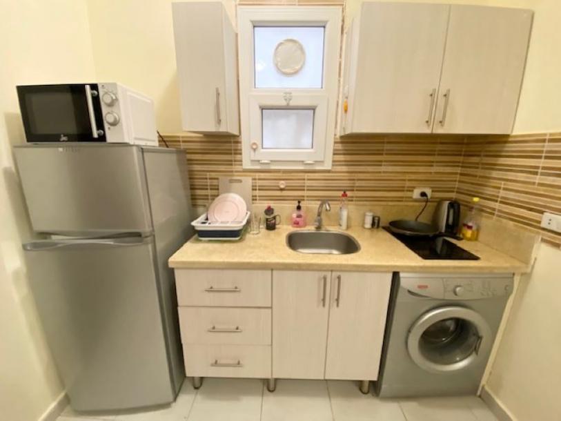 1-Zimmer-Wohnung in einem Wohnhaus im Norden Hurghadas-7