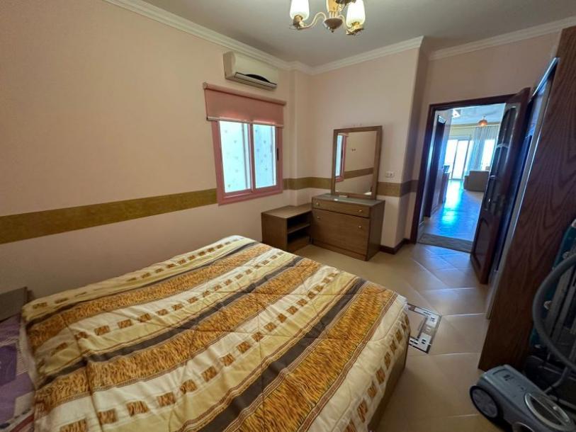 Geräumige 1-Zimmer-Wohnung mit atemberaubendem Meerblick im Zentrum von Hurghada-4