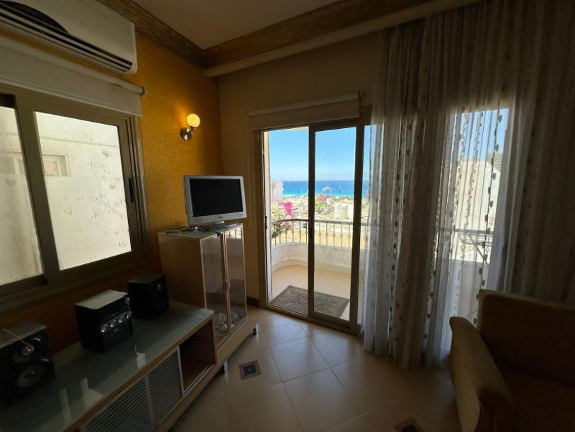 Geräumige 1-Zimmer-Wohnung mit atemberaubendem Meerblick im Zentrum von Hurghada-9